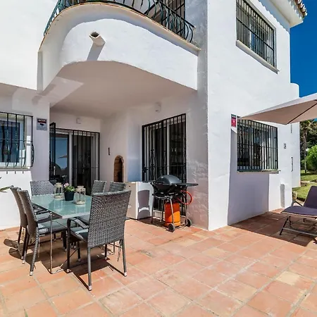 Rocas Del Mar Holiday home
